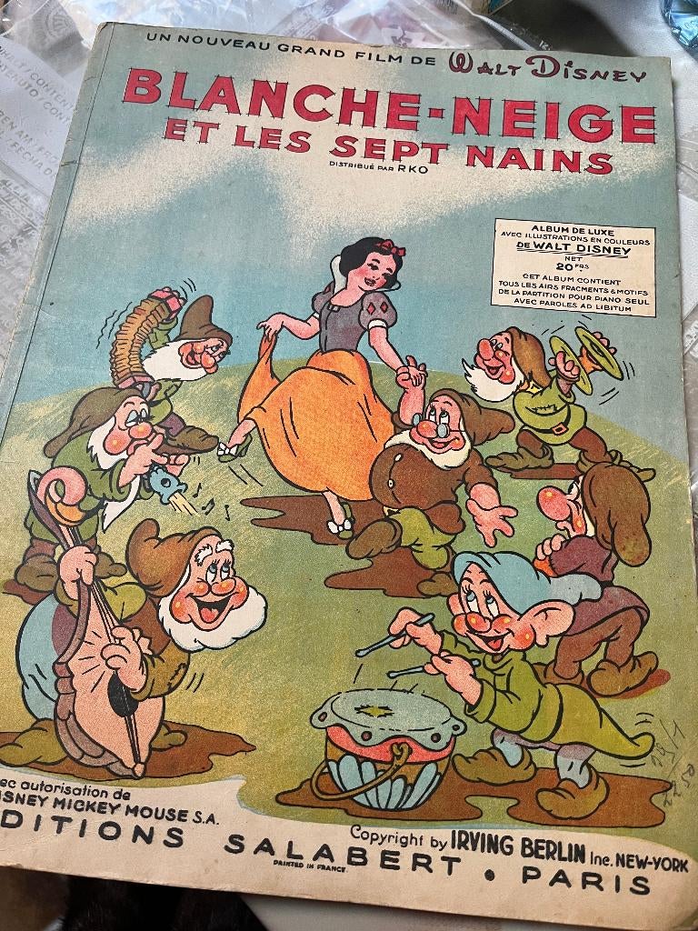 livre de partitions rares pour piano 1938, Musique & Instruments, Enlèvement ou Envoi, Utilisé