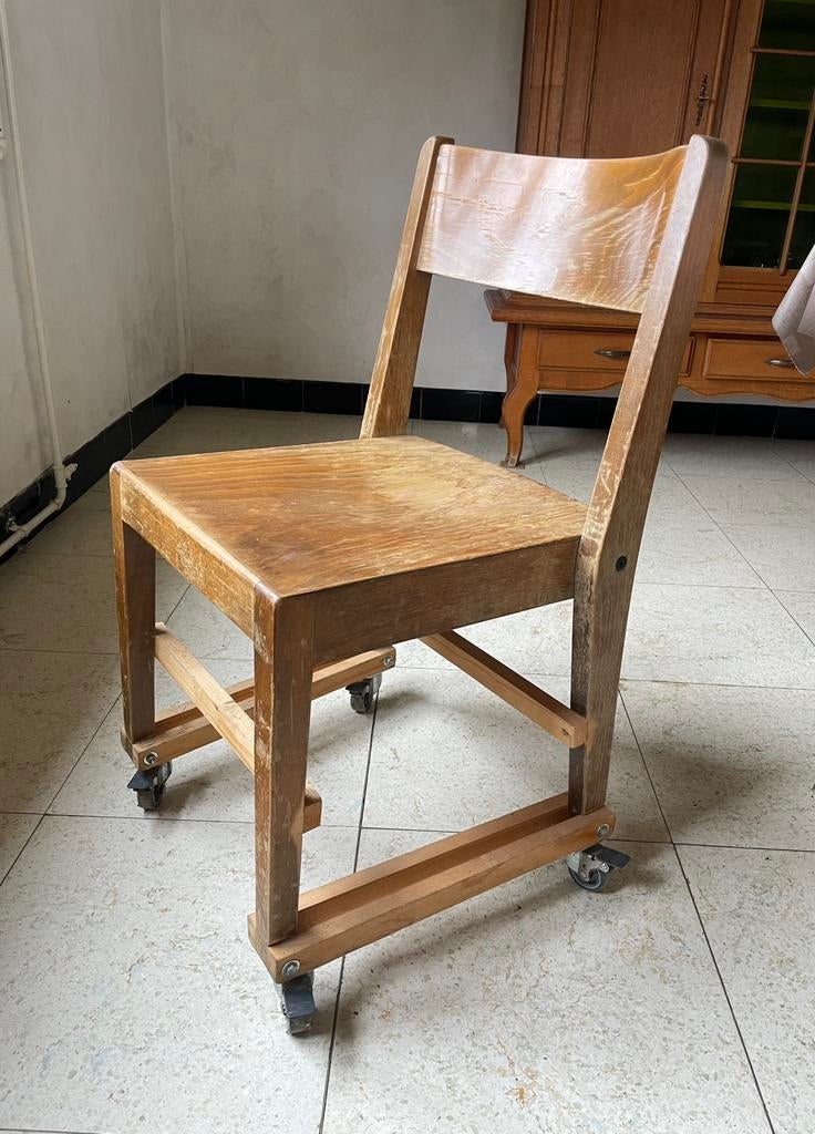 Stevige stoel op wieltjes, Enlèvement, Utilisé