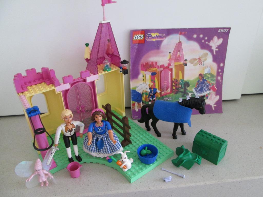 Lego ; Belville van 1999  nr 5807 The royal stable niet hele, Kinderen en Baby's, Ophalen of Verzenden, Zo goed als nieuw, Complete set