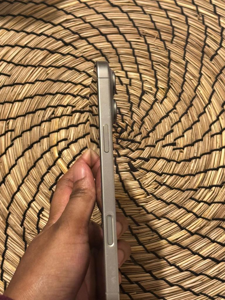 Iphonne 16 pro max 256 GB avec boite, Télécoms, Téléphonie mobile | Apple iPhone, 256 GB, 94 %, Enlèvement ou Envoi, IPhone 16 Pro Max