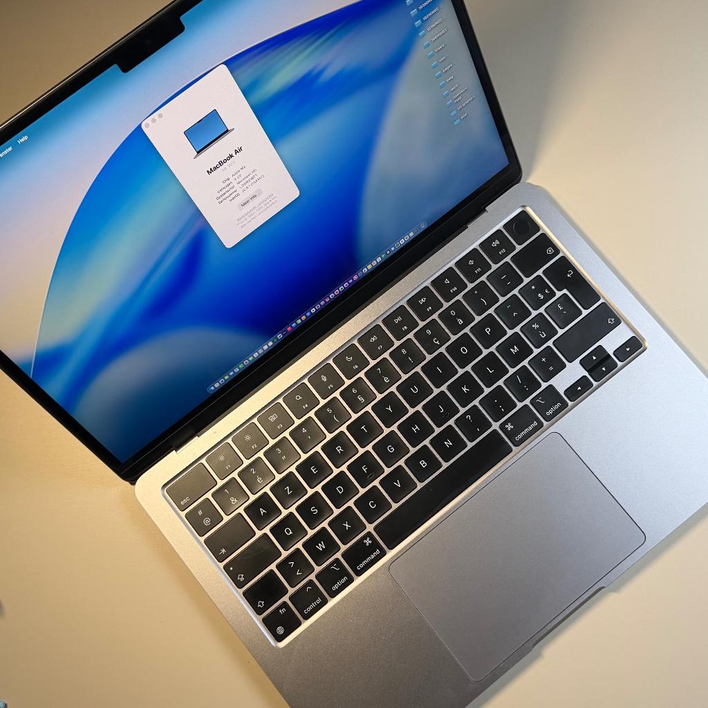 Macbook Air - M2 - 13 Inch - 256GB, Computers en Software, Ophalen, 256 GB, 8 GB, 13 inch