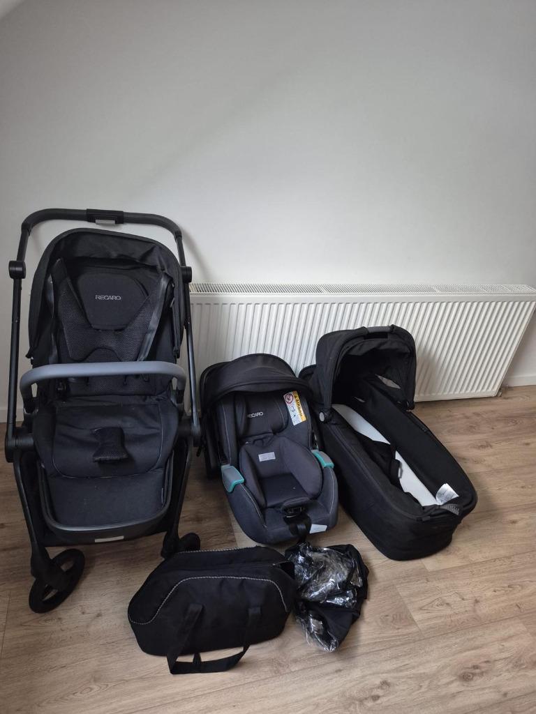 Poussette Trio Recaro, Enfants & Bébés, Enlèvement, Comme neuf, Poussette combi, Autres marques