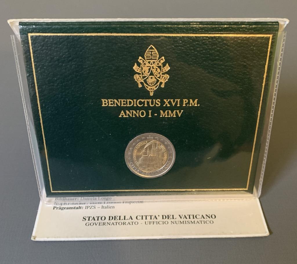 2 euro munt Vaticaan 2005 Benediktus XVI, Postzegels en Munten, Verzenden, Vaticaanstad, 2 euro, Losse munt