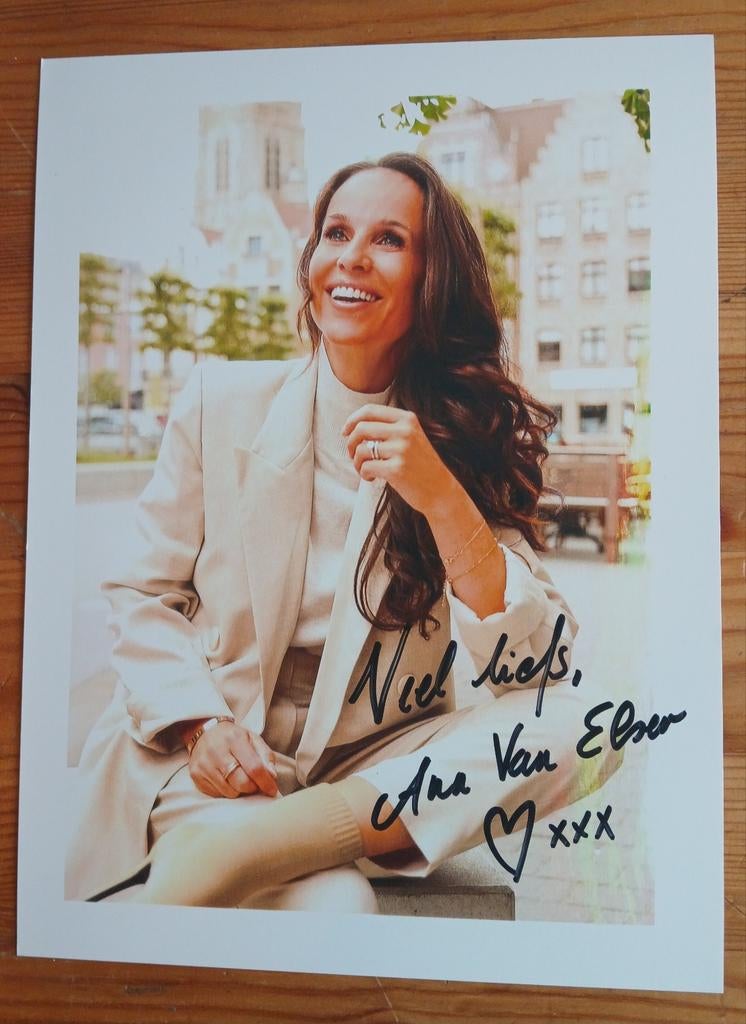 Gesigneerde foto van Ann van Elsen.  Warmste Week., Verzamelen, Verzenden, Nieuw