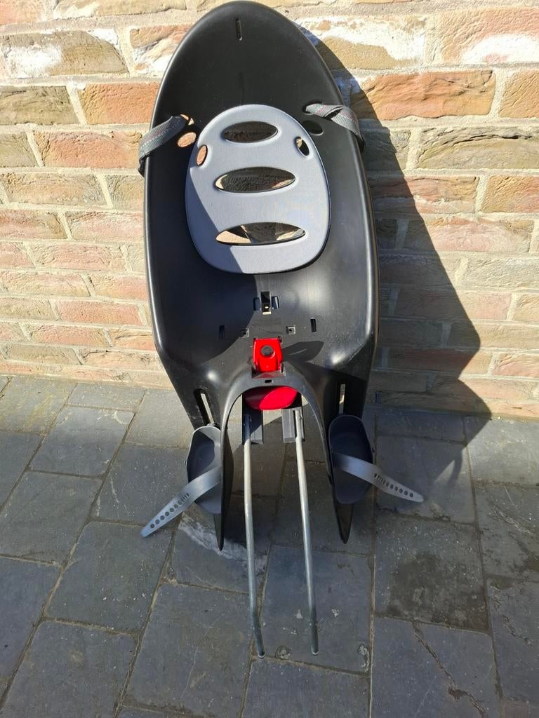 Le siège de vélo Römer avec système de clic est idéal pour ê, Vélos & Vélomoteurs, Römer, Repose-pieds, Comme neuf, 9 à 36 kg