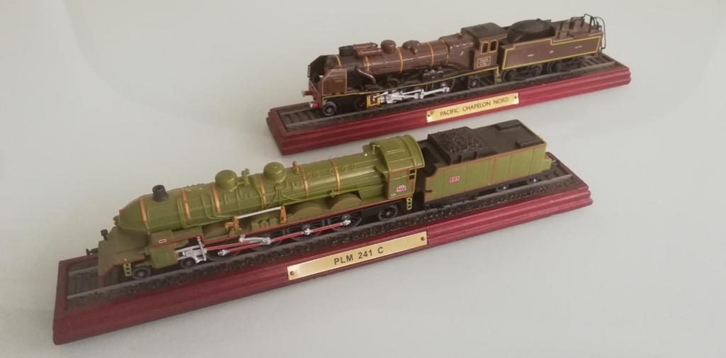 2 x Atlas locomotief., Ophalen of Verzenden, Gebruikt, Locomotief, Overige merken