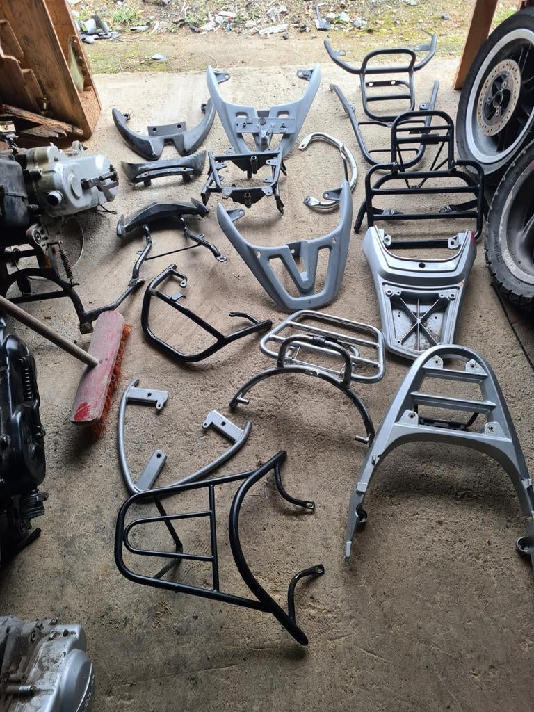 Achter rekken 50cc scooter diverse modellen en merken, Ophalen of Verzenden