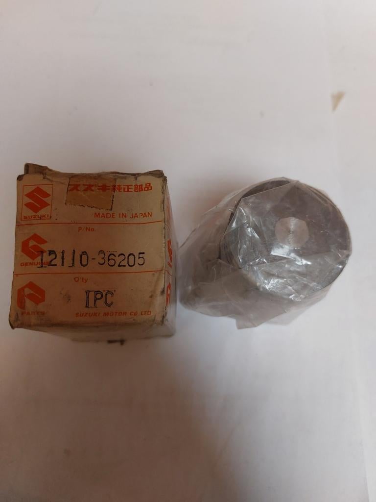 Suzuki GT125 piston NOS, Ophalen of Verzenden