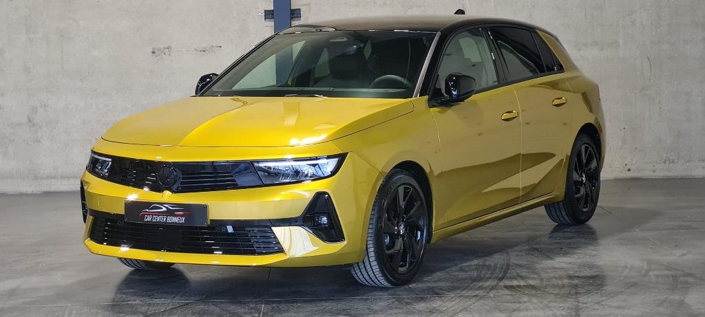 OPEL ASTRA GS LINE 2022 / 18km / BENZINE, Voorwielaandrijving, Stof, 96 kW, 5 deurs