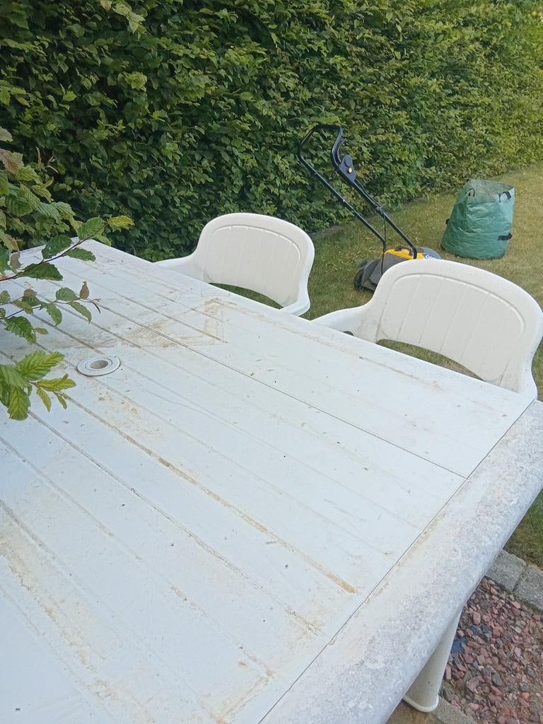 Table et 4 chaises plastique  marque alibert, Jardin & Terrasse, Enlèvement, Plastique