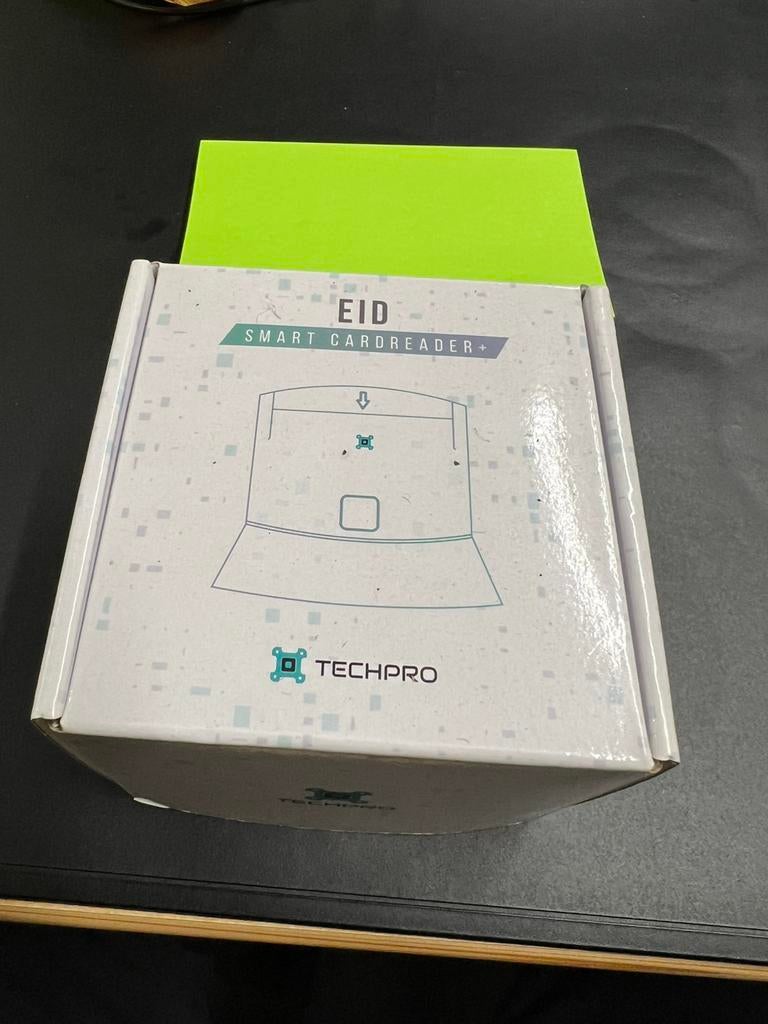 Card reader, Enlèvement, Comme neuf