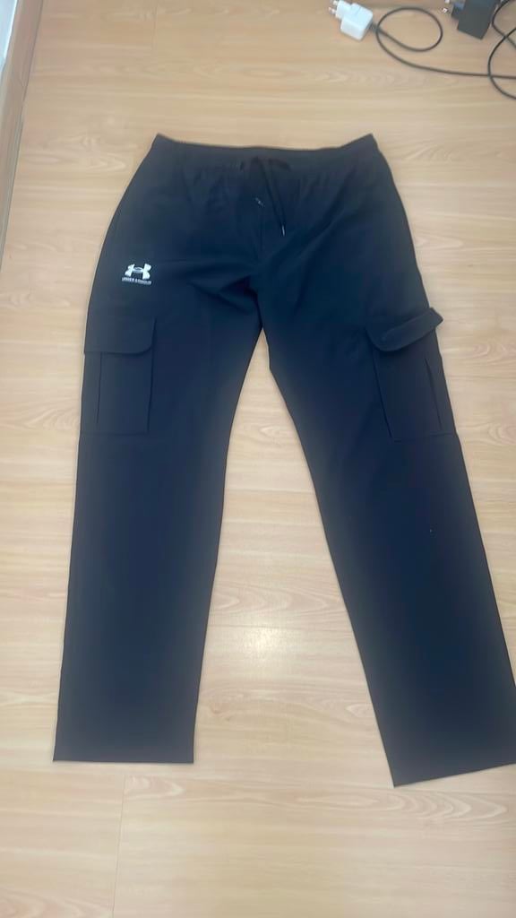 under armour cargo broek, Kleding | Heren, Ophalen, Zo goed als nieuw, Maat 52/54 (L), Zwart