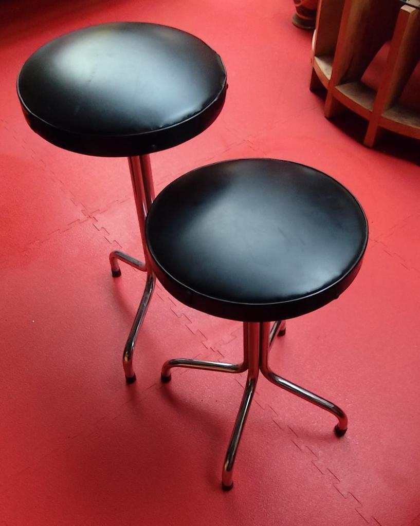 retro.vintage krukjes en stoelen, Ophalen