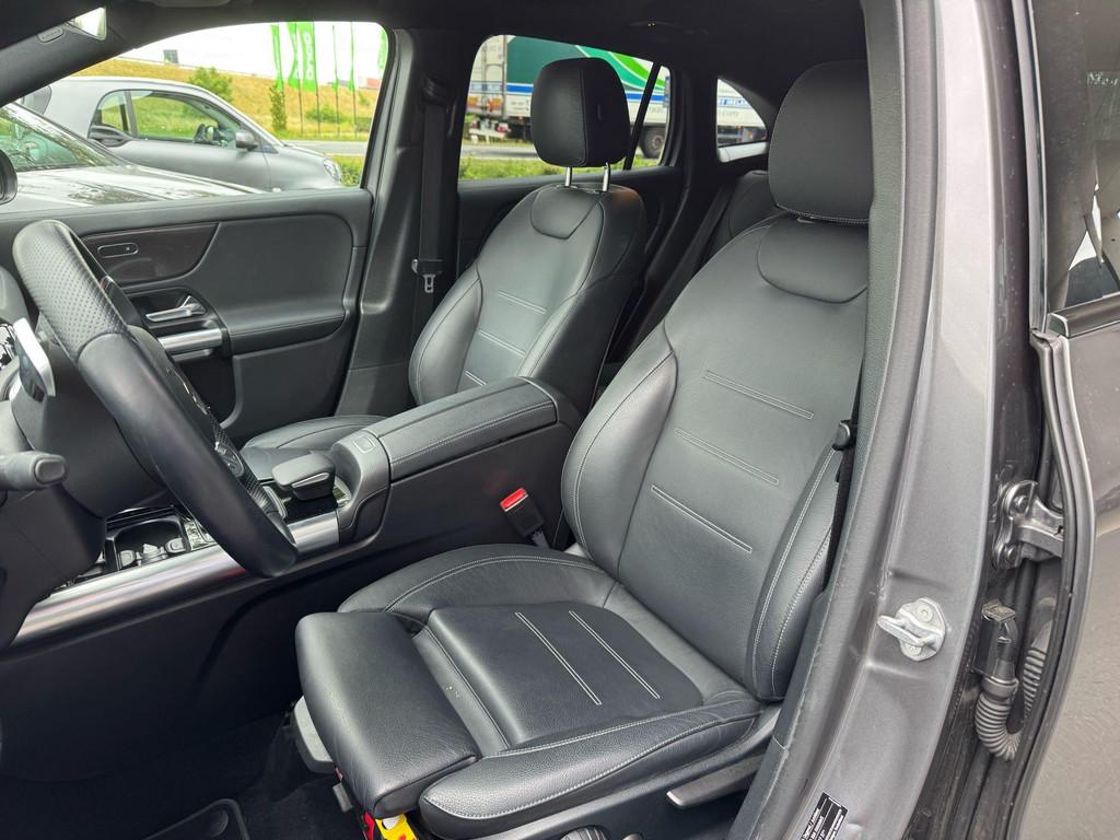 Mercedes-Benz GLA 250 e AMG Line + LEDER + PANO + MULTIBEAM, Auto's, Stof, 4 cilinders, 16 kWh, https://public.car-pass.be/vhr/2cb10e27-c9ad-43f3-b21e-811b2742e875
