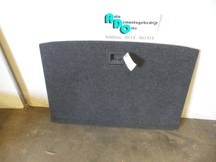 Coffre tapis d'un Volkswagen Polo (Polo 14-), -, 3 mois de garantie, Utilisé, -