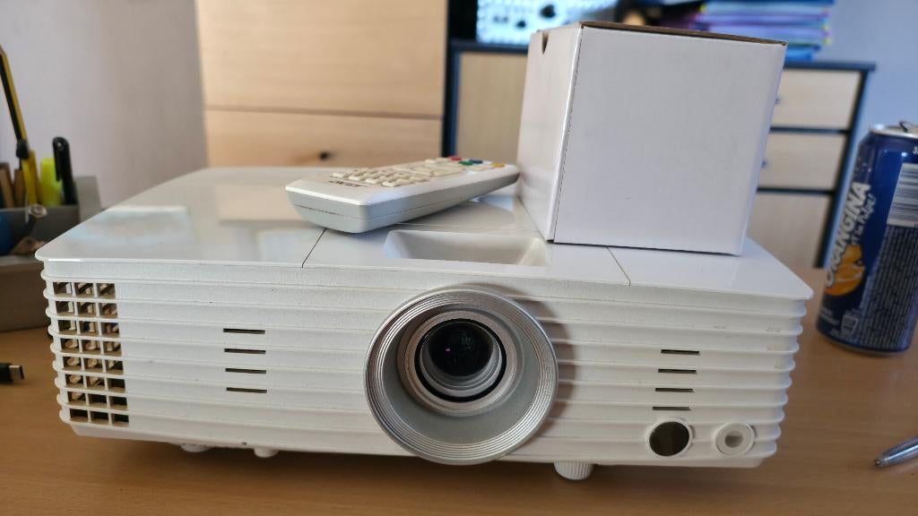 BEAMER ACER H6502BD en panne, TV, Hi-fi & Vidéo, Accessoires pour projecteurs, Enlèvement, Ne fonctionne pas