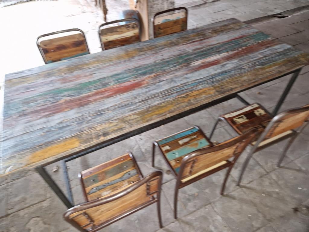 Retro industriële eetkamer, Ophalen