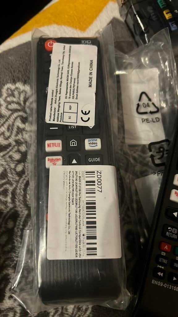 Télécommande pour tous les TV Samsung nouveau, TV, Hi-fi & Vidéo, Télécommandes, Enlèvement, Comme neuf, TV