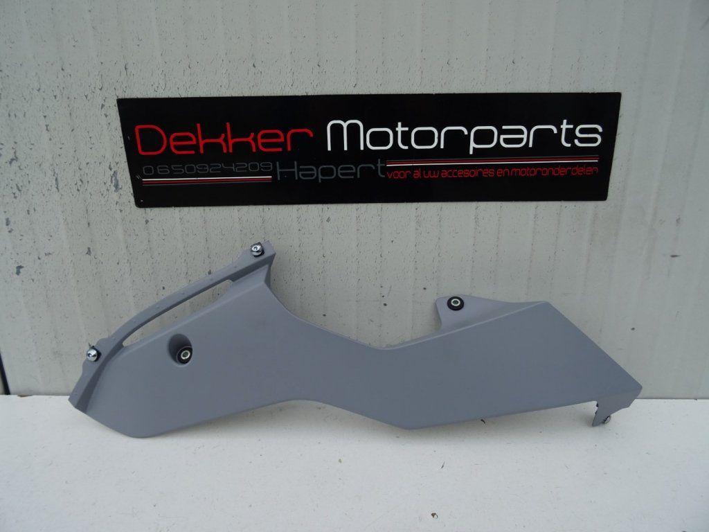 Linker Onderkuip / Kuipdeel links onder Yamaha YZF R6 2017 >, Motos, Neuf, -, -, -