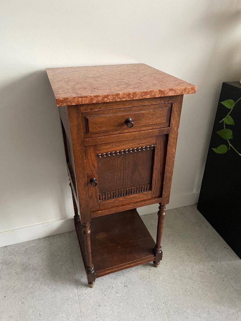 Vintage/ antiek nachtkastje, Huis en Inrichting, Slaapkamer | Nachtkastjes, Ophalen, Gebruikt, Hout