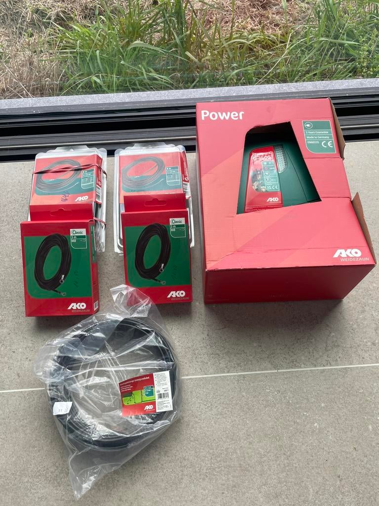 Schrikdraadapparaat + toebehoren