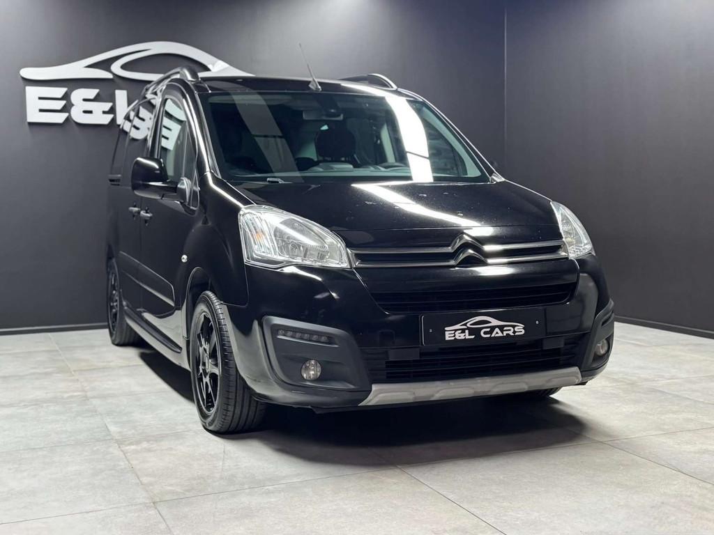 Citroën Berlingo Réservé (bj 2016), Gebruikt, Euro 6, 4 cilinders, Zwart