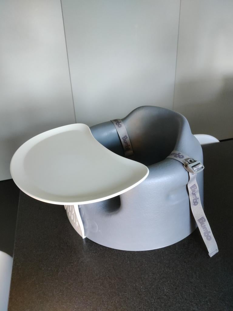 Bumbo Floor Seat grijs met tafeltje, Enlèvement