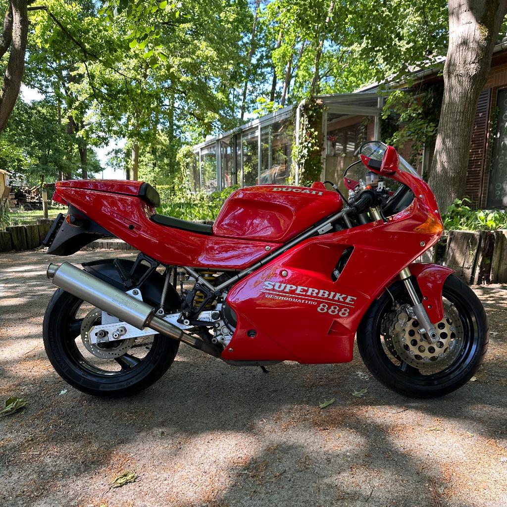 Ducati 888 route 1993, Motos, Motos | Ducati, Occasion, Plus de 35 kW, 2 cylindres, Super Sport