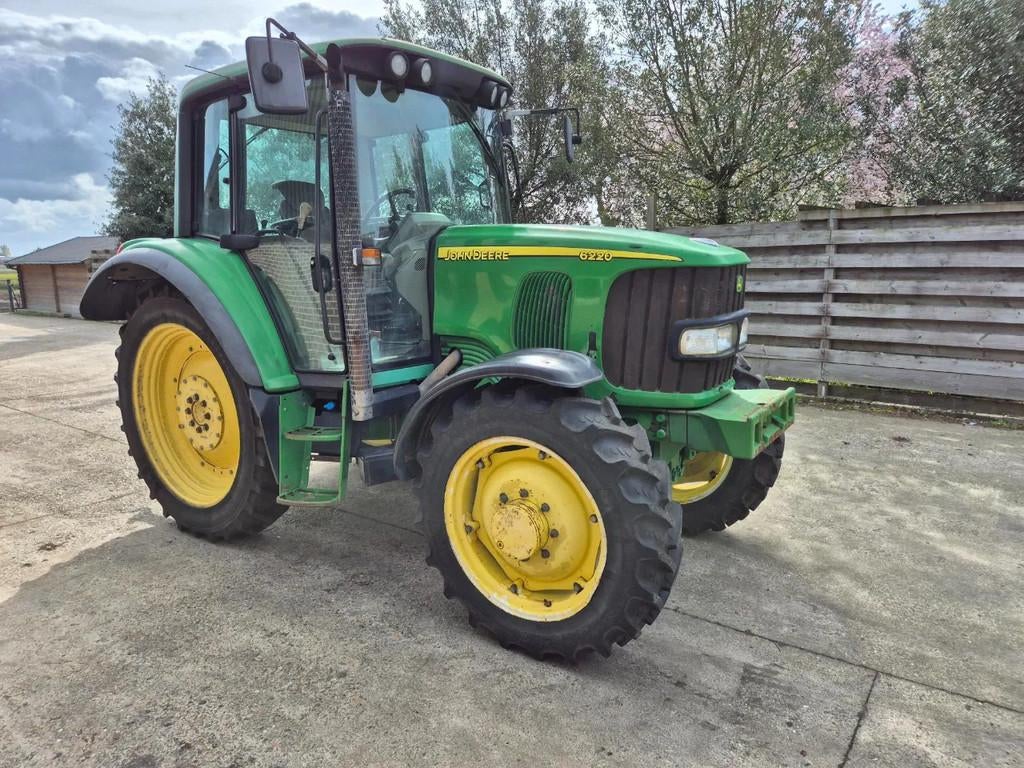 John Deere 6220 met Kruipbak (bj 2004), Zakelijke goederen, Gebruikt, 80 tot 120 Pk, John Deere, Meer dan 10000