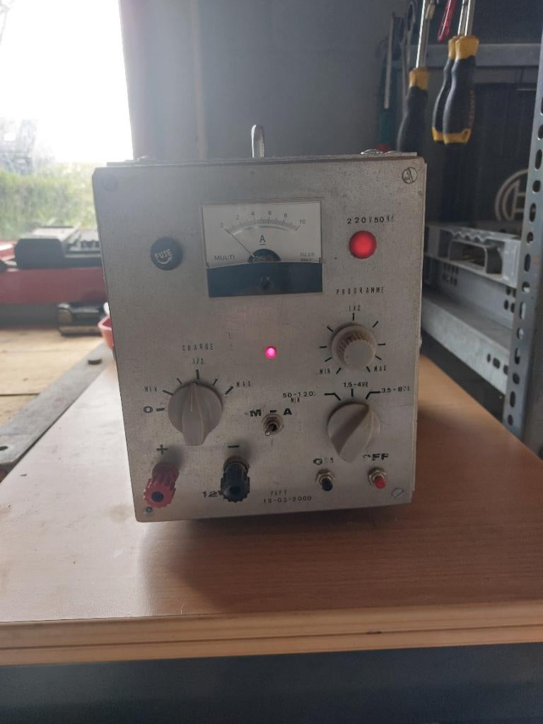 Batterijlader, Audio, Tv en Foto, Accu's en Batterijen, Ophalen, Gebruikt