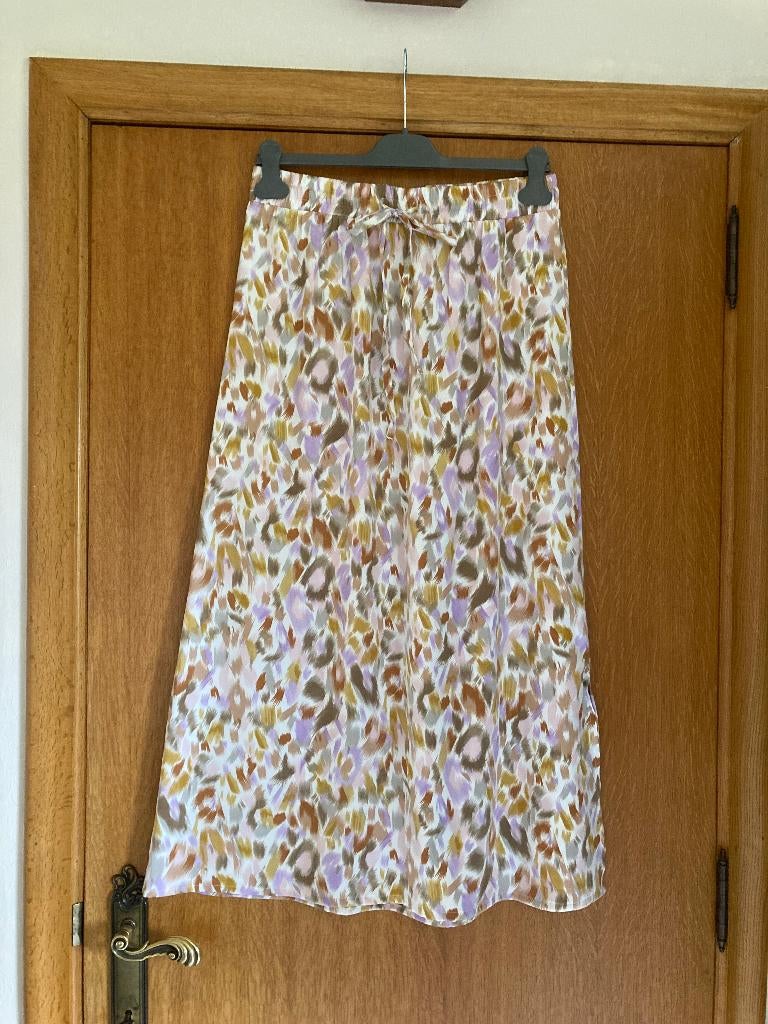 Lange zomerrok, merk : Vila, maat 40 (niet gevoerd), Kleding | Dames, Rokken, Maat 38/40 (M), Vila, Ophalen of Verzenden, Zo goed als nieuw