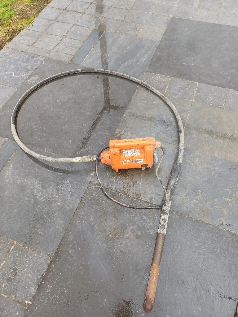 Aiguille vibrante en béton de 3 mètres de la marque Bella, Bricolage & Construction, Enlèvement, Utilisé