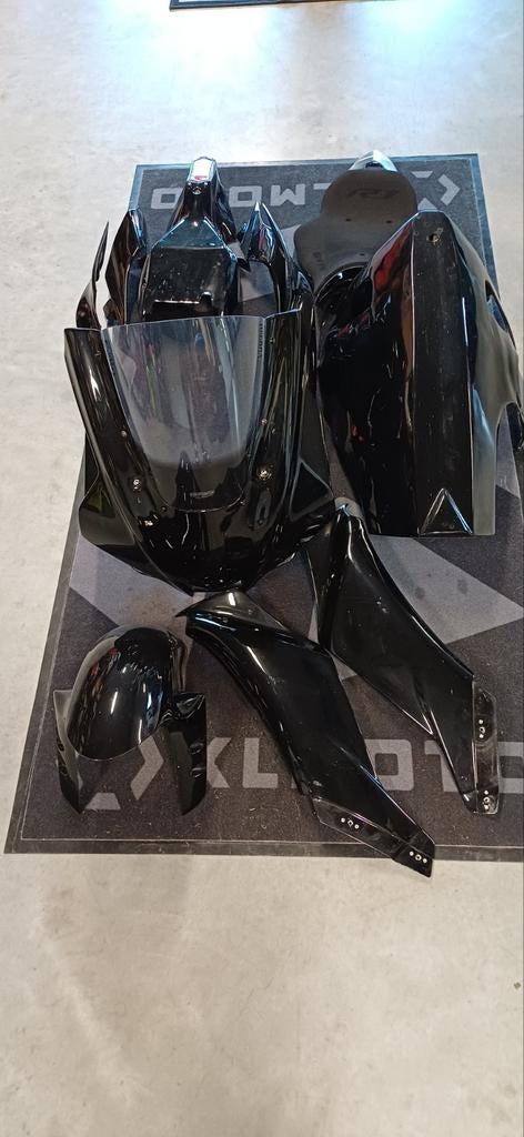 Kuipset yamaha R1 Rn65, Ophalen