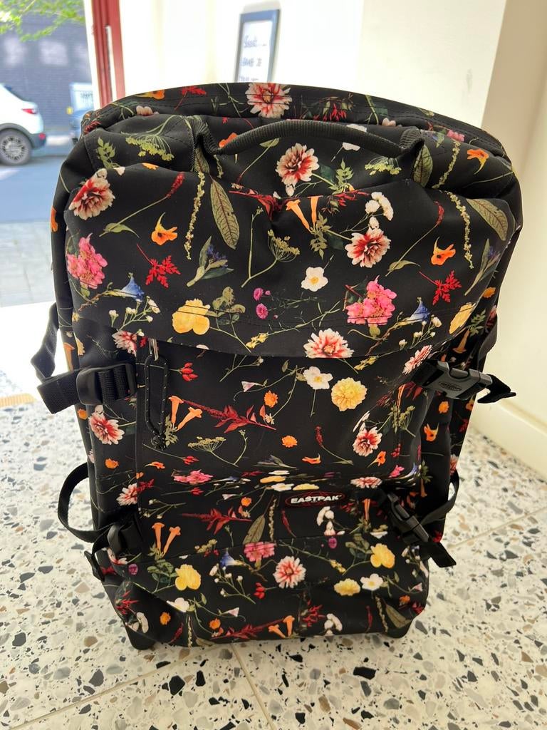 Eastpak reistrolley, Handtassen en Accessoires, Ophalen, Zo goed als nieuw, Wieltjes