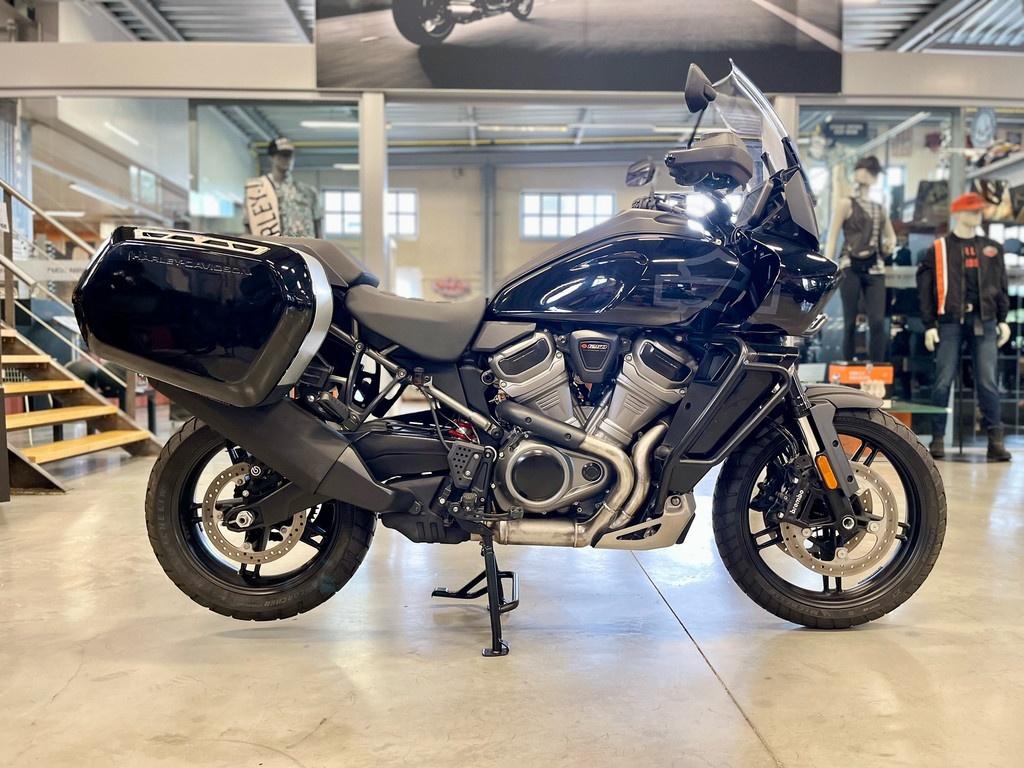 Harley-Davidson ADVENTURE TOURING '' STOCK DEAL ' RA1250S PA