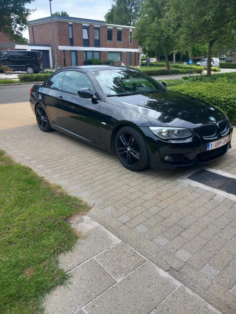 bmw cabrio 320d, Autos, BMW, Cuir, Achat, Cabriolet, Boîte manuelle