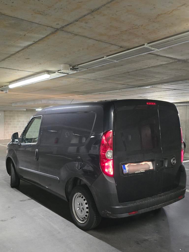 Opel Combo, Achat, Boîte manuelle, Noir, Particulier