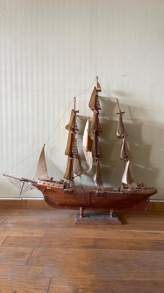 Houten Model schip, Ophalen