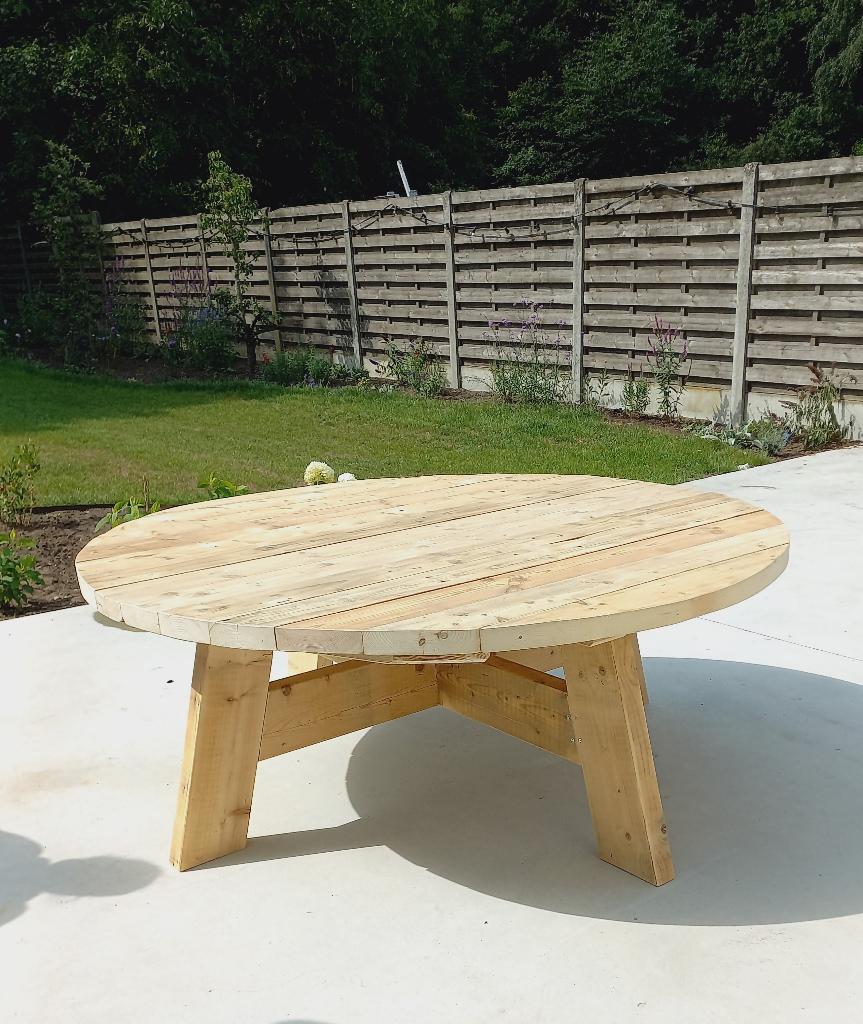 Ronde rechthoekige tuintafels balken sloophout of hardhout., Tuin en Terras, Ophalen of Verzenden, Nieuw, Rond, Hout