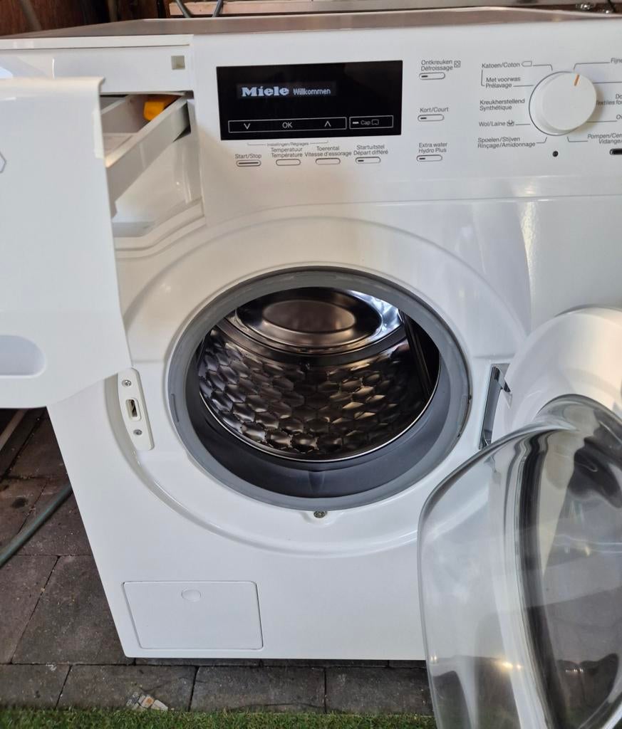 Jonge Miele 8kg Energie label A+20% werkt perfect., Elektronische apparatuur, Wasmachines, Ophalen