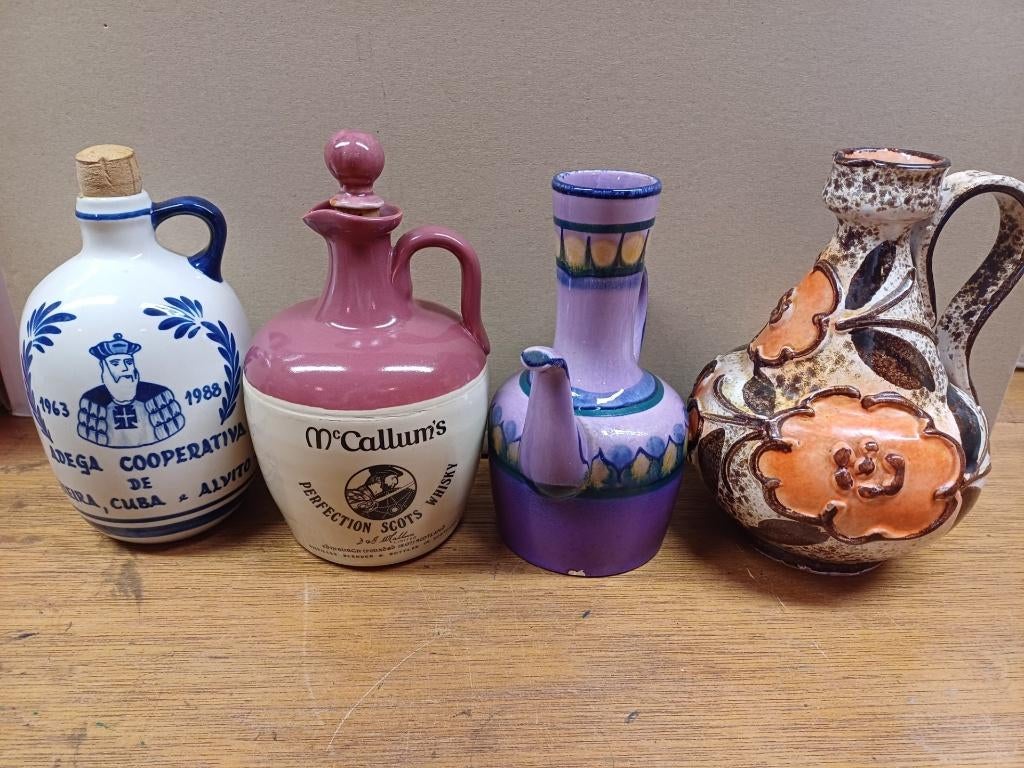 set van 4 keramieken kruiken.  mc callums whisky, Ophalen of Verzenden, Gebruikt