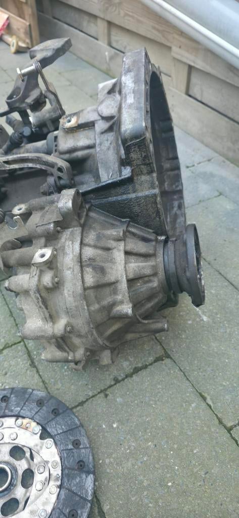 Volkswagen Touran 1.9 diesel, Autos : Pièces & Accessoires, Transmission & Accessoires, Enlèvement ou Envoi, Volkswagen