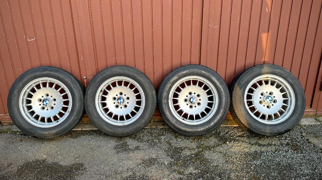 4 Jantes alu + Michelin TRX pour BMW E28 (super état!), Enlèvement