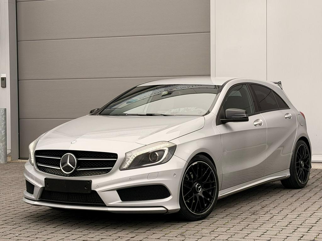 MERCEDES A180 2013 BENZINE 1.6 307.000KM EURO5, Auto's, Mercedes-Benz, Euro 5, Bedrijf, Handgeschakeld, 5 deurs