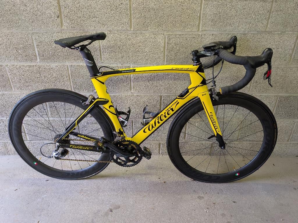 Vélo carbone wilier triestina cento 1air, Vélos & Vélomoteurs, Vélos | Vélos de course, Enlèvement, Carbone