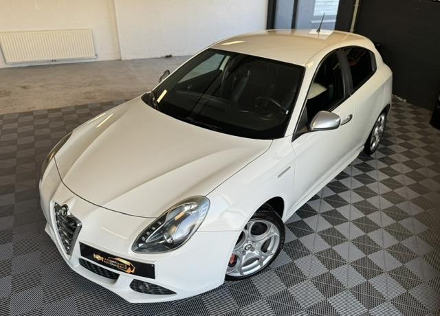 Alfa Romeo Giulietta 1.7TBi Quadrifoglio CT OK Garantie 1 An, Autos, Alfa Romeo, Achat, Noir, 172 kW, Particulier
