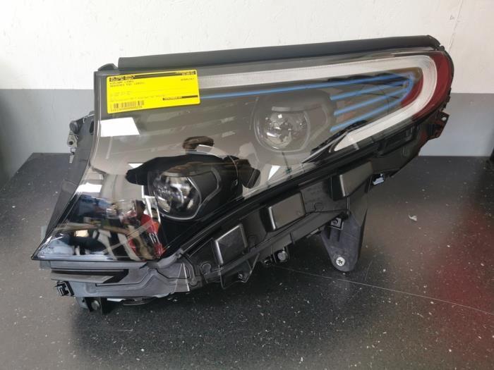 Koplamp links van een Mercedes EQC, -, Nieuw, Ophalen of Verzenden, -