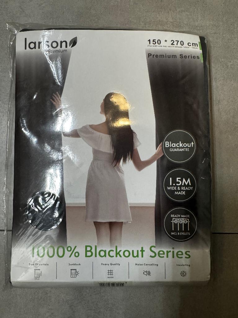 2x Verduisterende gordijnen + verstelbare klemstang, Huis en Inrichting, Ophalen, 100 tot 150 cm, 200 cm of meer, Zwart