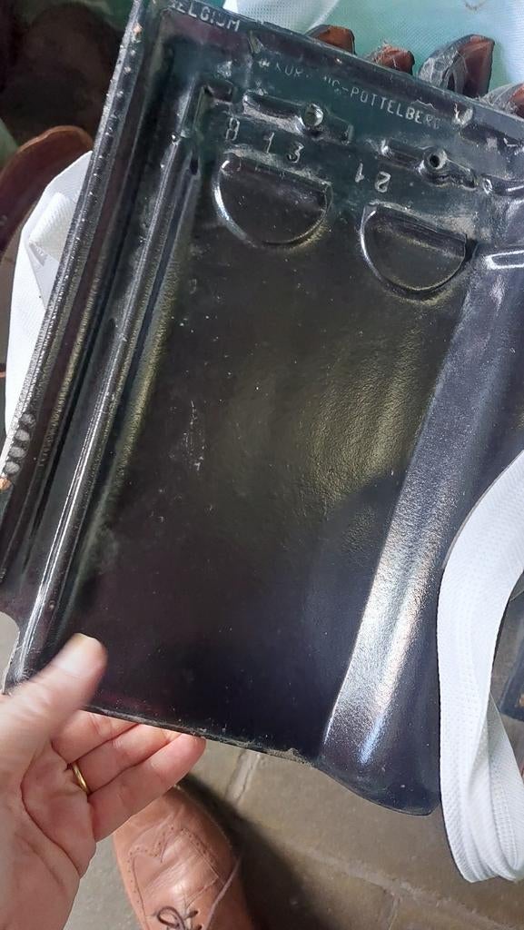 Poêles Koramic Storm noirs, Enlèvement