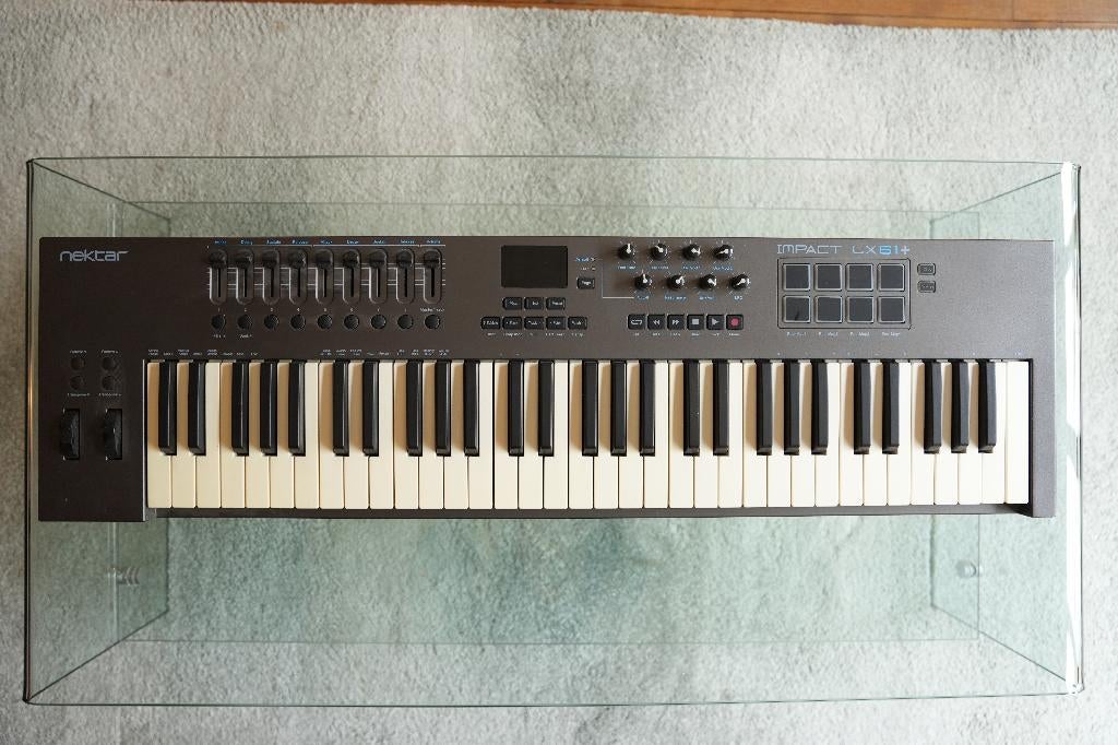Nektar Impact LX61+, Muziek en Instrumenten, Ophalen, Zo goed als nieuw, 61 toetsen, Midi-aansluiting